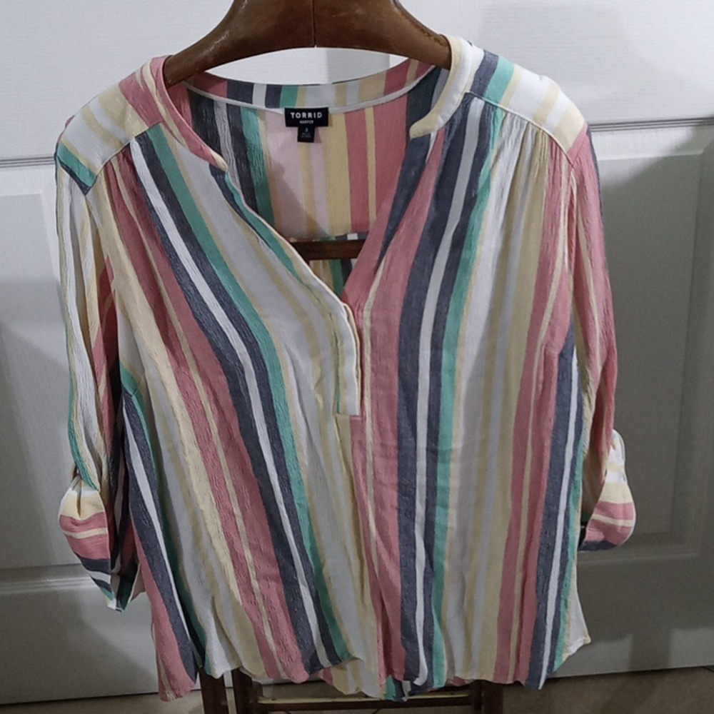 2/$20 Torrid summer casual blouse size 3X